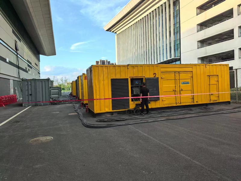 秦皇岛柴油发电机冬季保养注意事项？